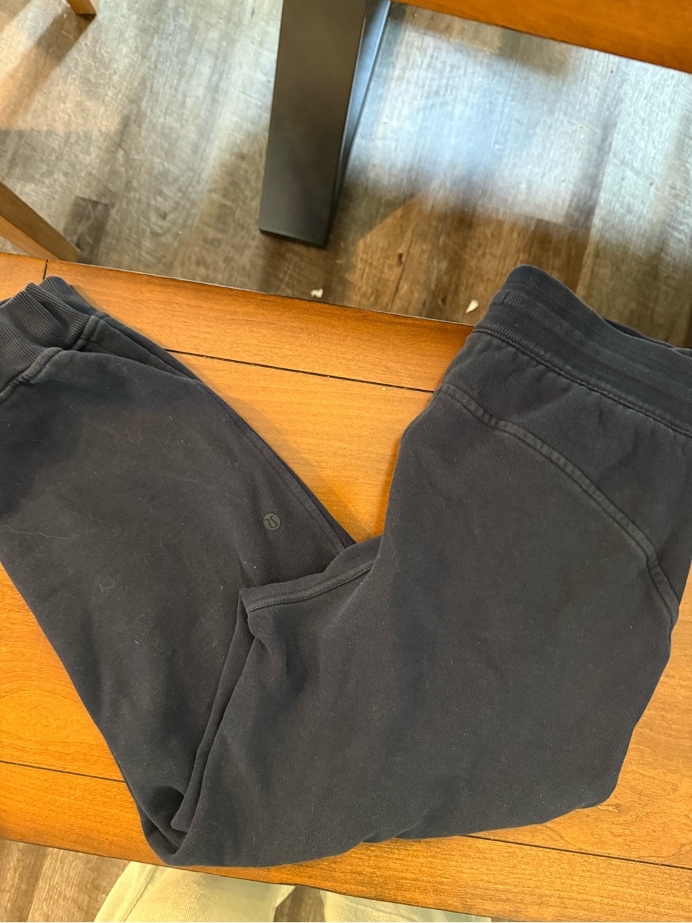 Lululemon Navy Scuba Jogger Pants - Picture 2 of 4